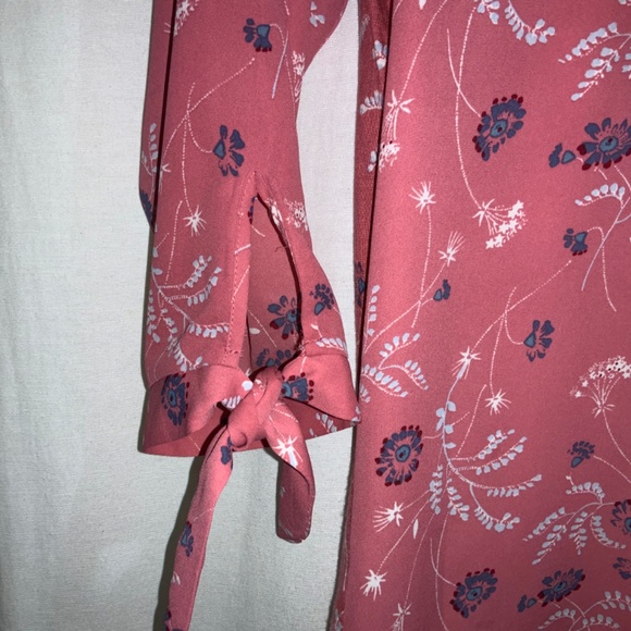 Loft blouse Sz XSP floral scoop neck tie cuff sleeves - Picture 7 of 11